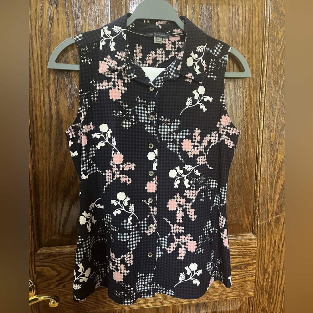 Tommy Hilfiger Black and Pink Sleeveless Button Down Shirt